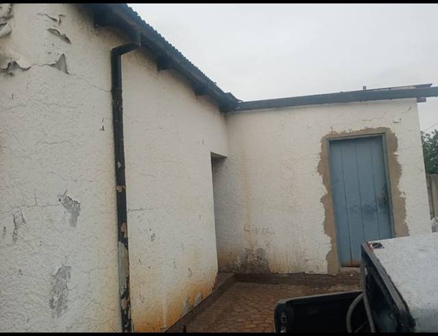 3 BEDROOM HOUSE FOR SALE IN KATLEHONG SOUTH